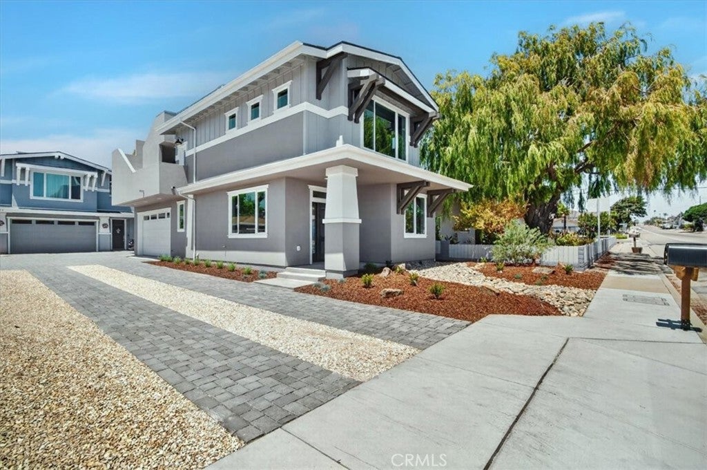 275 N 4th Street