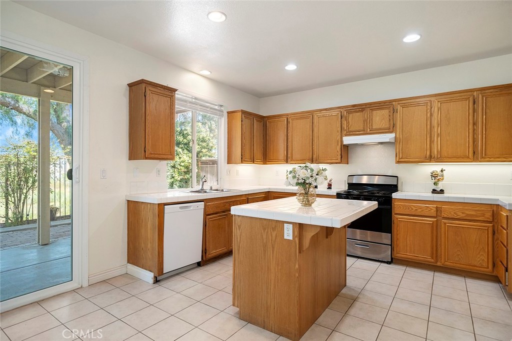32546 Vail Creek Drive
