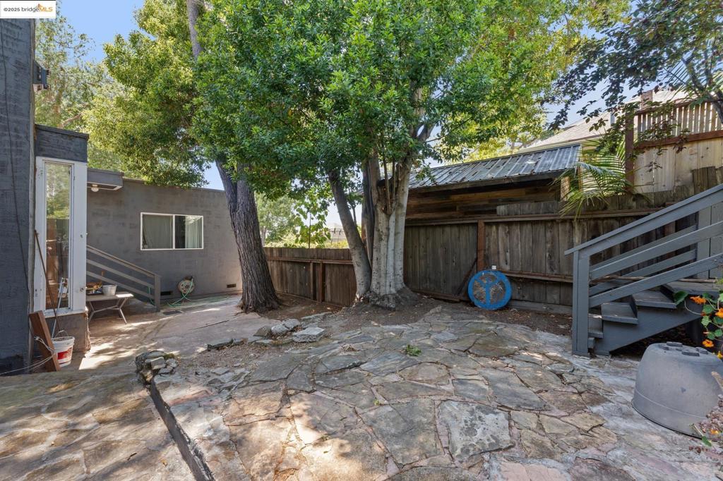 BELLA VISTA HILL - Residential