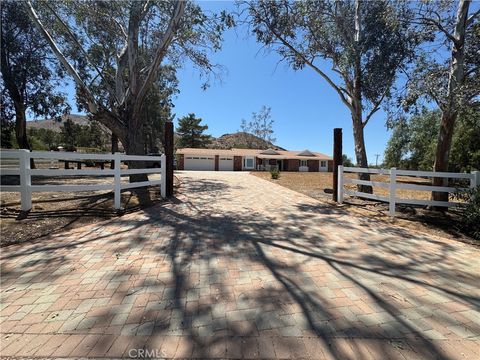 Photo of 31837 41st Street W, Acton, CA 93510 (MLS # SR25228189) Photo of 31837 41st Street W, Acton, CA 93510 (MLS # SR25228189)