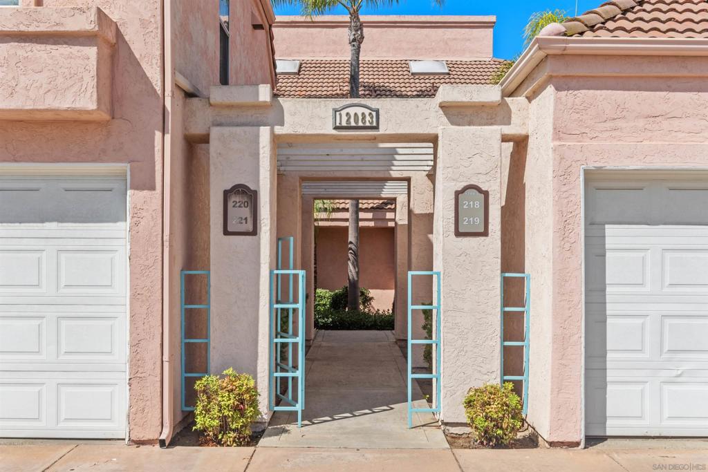 12083 Calle de Montana 219A