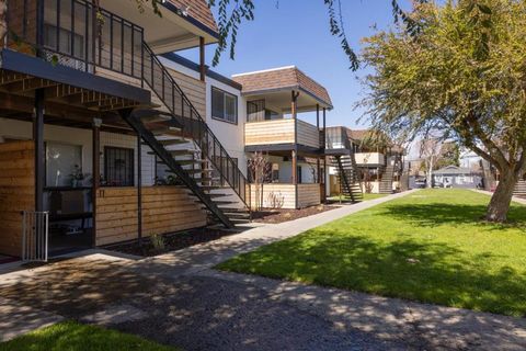 711 South Street Hollister CA 95023