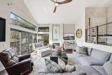 1571 Woody Hills Dr El Cajon CA 92019