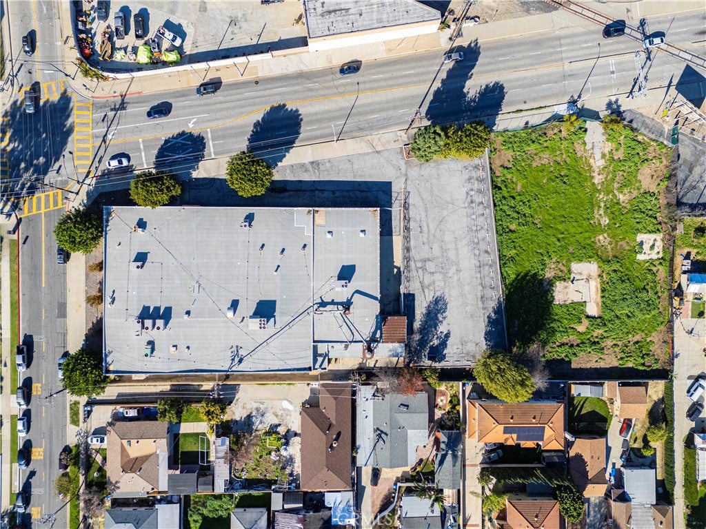 9200 Lower Azusa