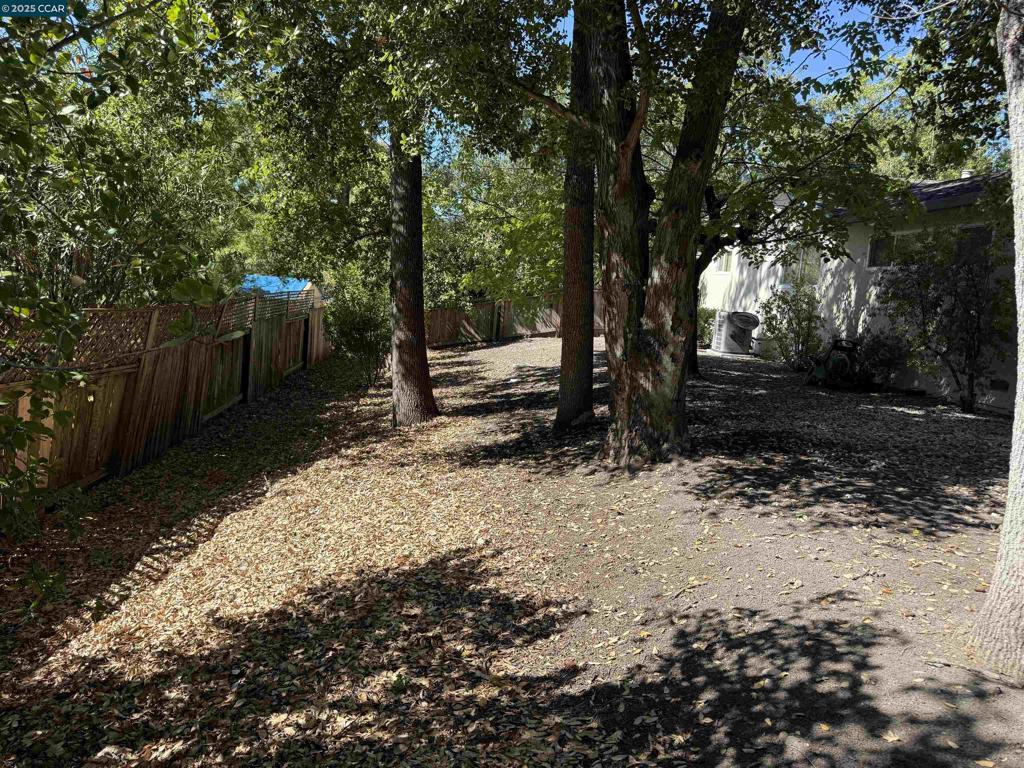 LEANDER HILLS - Residential