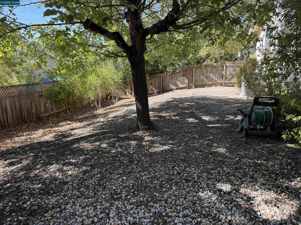LEANDER HILLS - Residential