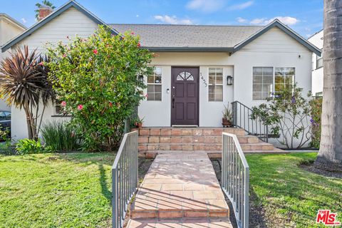 Photo of 1453 S Durango Avenue, Los Angeles, CA 90035 (MLS # 26649713)