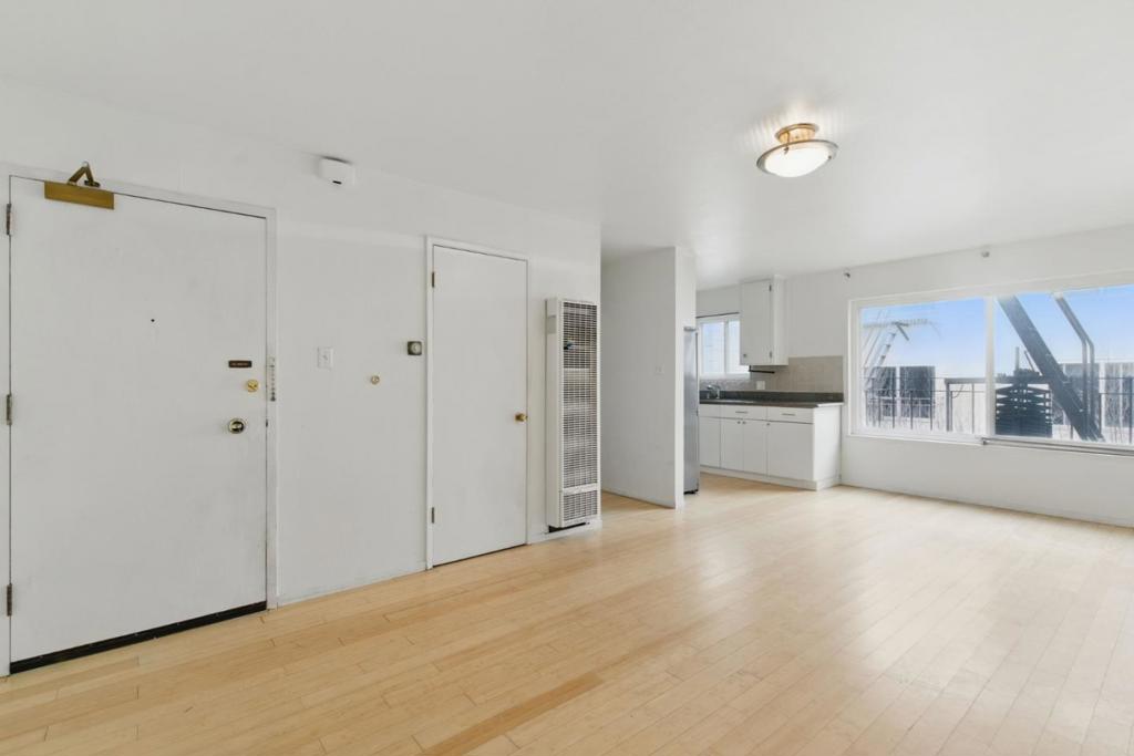 Properties 2 66 Magnolia Street 2