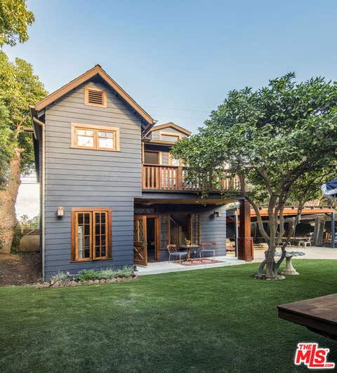 Photo of 1718 S Hobart Boulevard, Los Angeles, CA 90006 (MLS # 26863635)