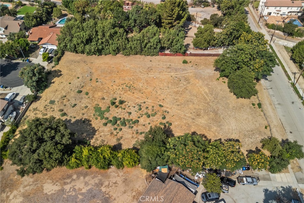 22180 Chatsworth