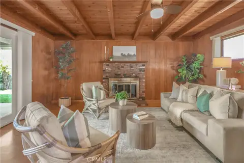 MLS: OC26128092
