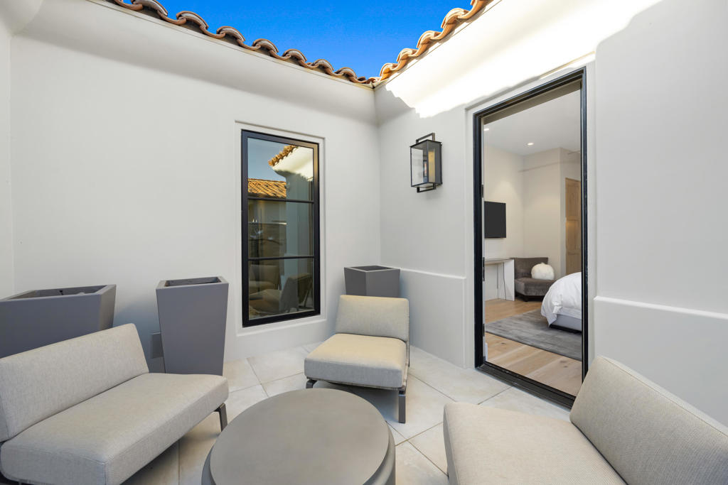 The Hideaway - Residential