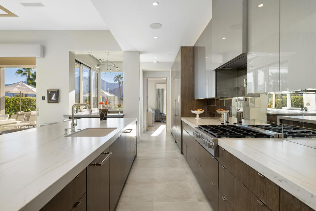 The Hideaway - Residential