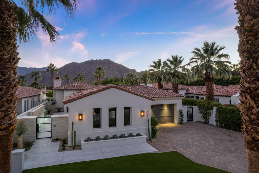 The Hideaway - Residential