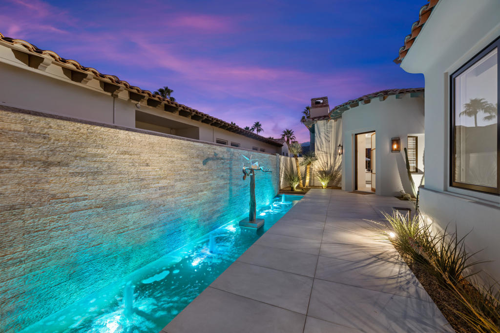 The Hideaway - Residential