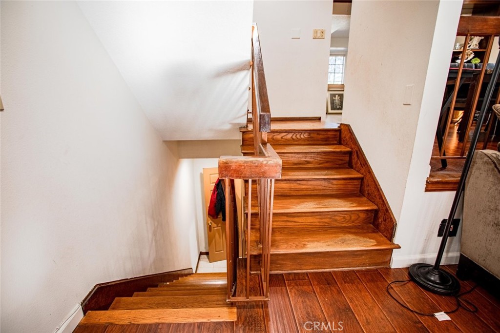 5327 Wilkinson Avenue 6