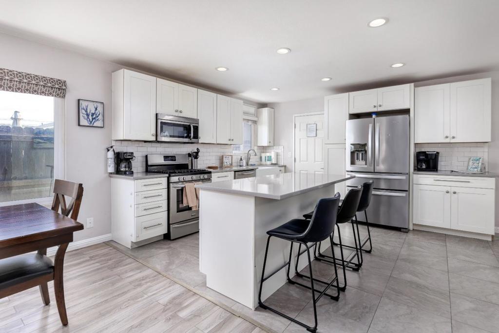 956 S 12th Street