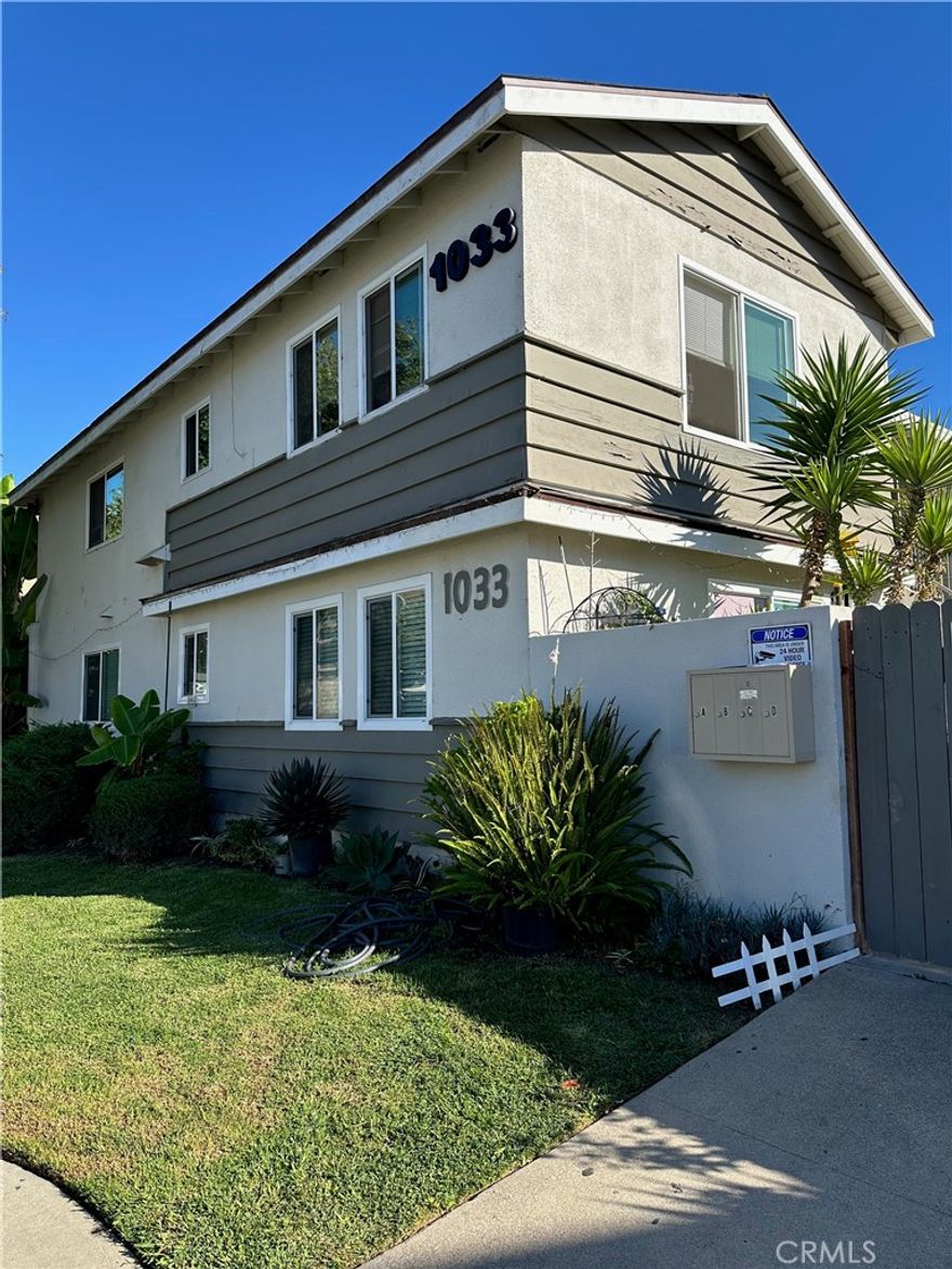 Beautiful 3 bedrooms 2 baths upstairs unit recently completely remodeled with new kitchen, bathrooms, laminate flooring, windows, and more. Tenant enters through a gate into a large community courtyard with grassy area. There is an on-site coin operated laundry room. The tenants will enjoy having an assigned one car garage and one open spot for parking. This property is well located near all that costa Mesa has to offer, such as, The Camp, South Coast plaza, The Lab, and the Harbor BLVD shopping corridor. There is also easy FWY access to 405, 55 and 73 FWYs.