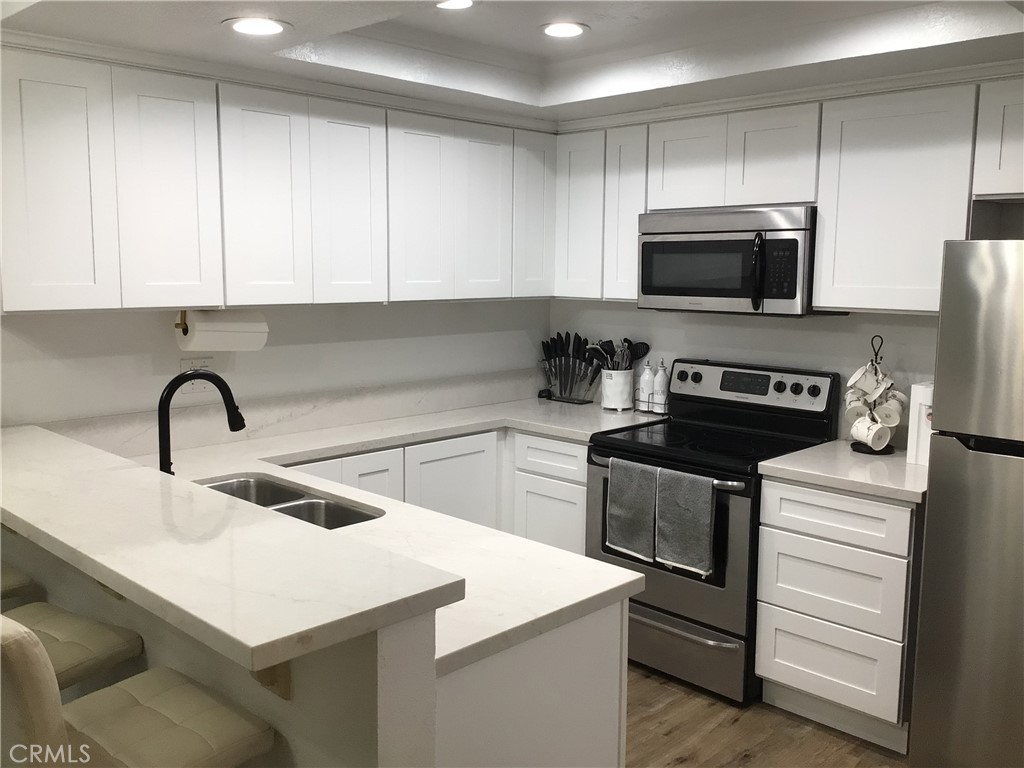 33 Aruba Street 217