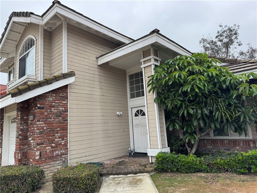 215 Spyglass