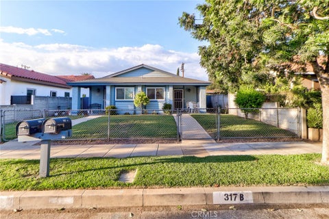 Photo of 317 W 1st St #B, San Dimas, CA 91773 (MLS # CV26212510)