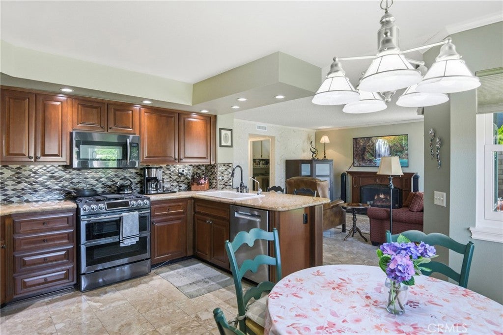 21616 Fernleaf Drive, Lake Forest CA 92630 - Photo 16