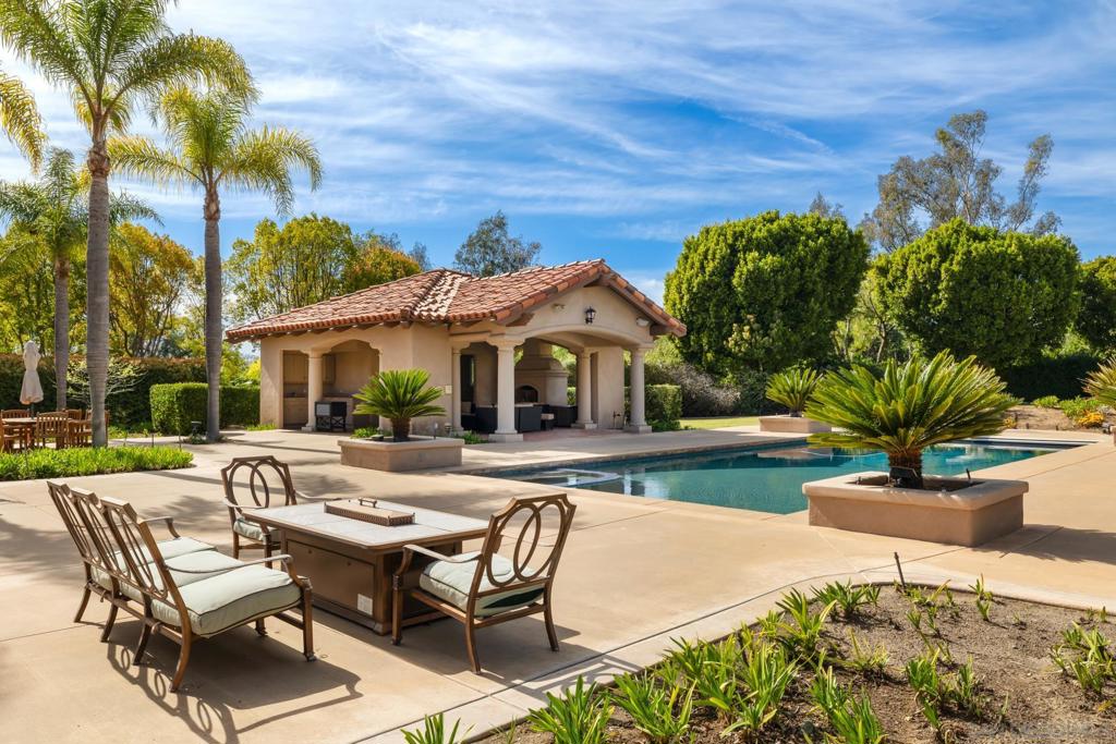 Rancho Santa Fe - Residential