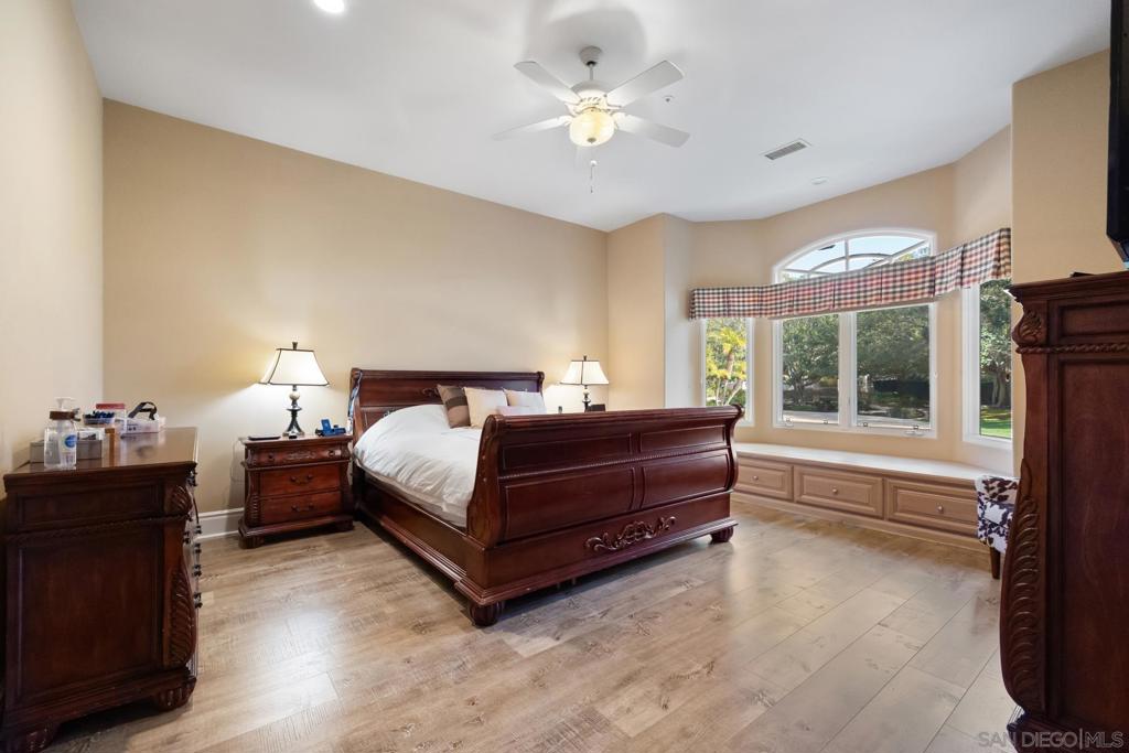 Rancho Santa Fe - Residential