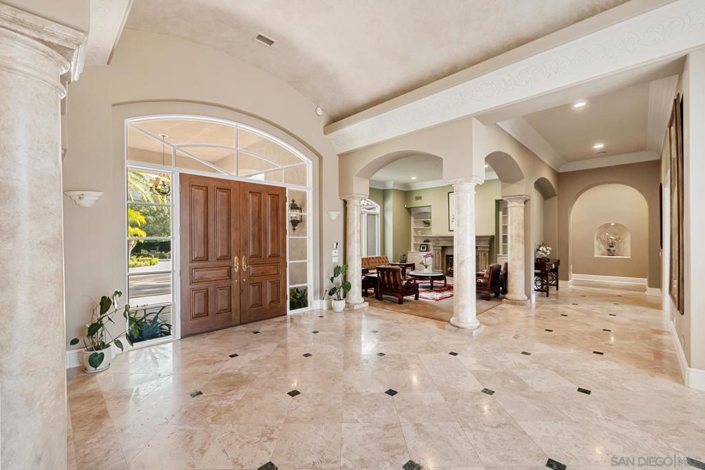 Rancho Santa Fe - Residential