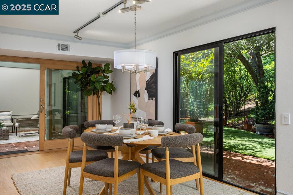 ROSSMOOR - Residential