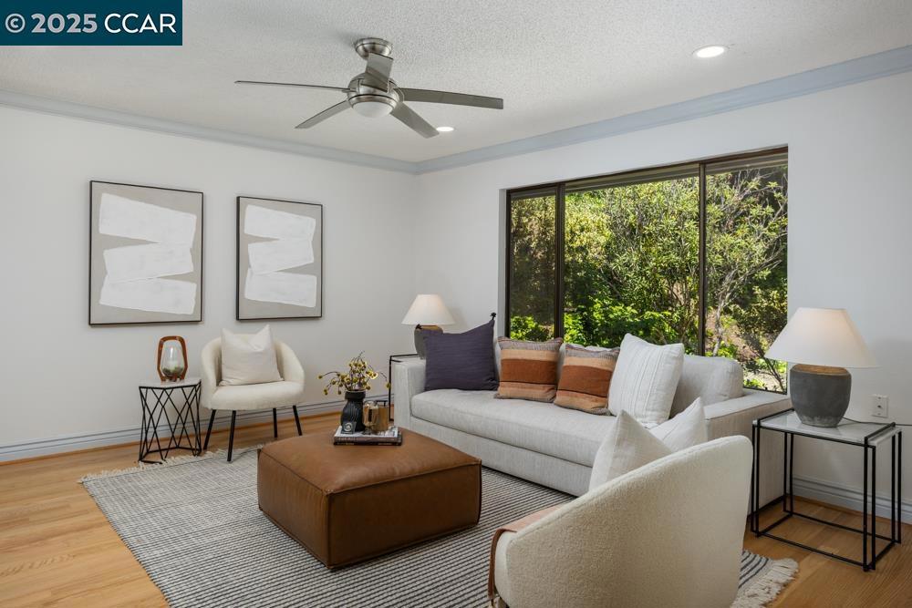 ROSSMOOR - Residential