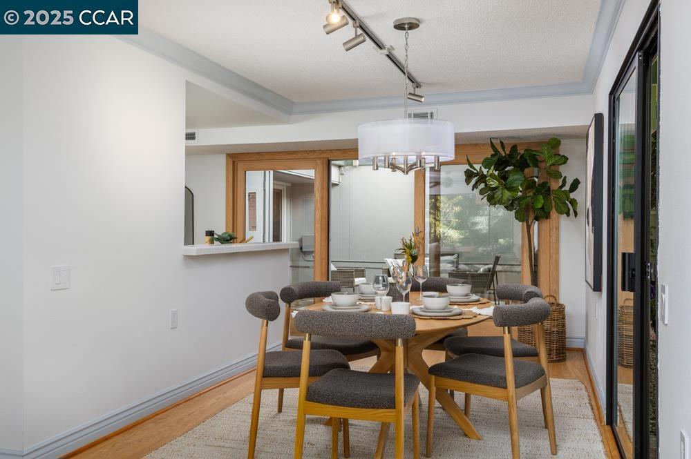 ROSSMOOR - Residential