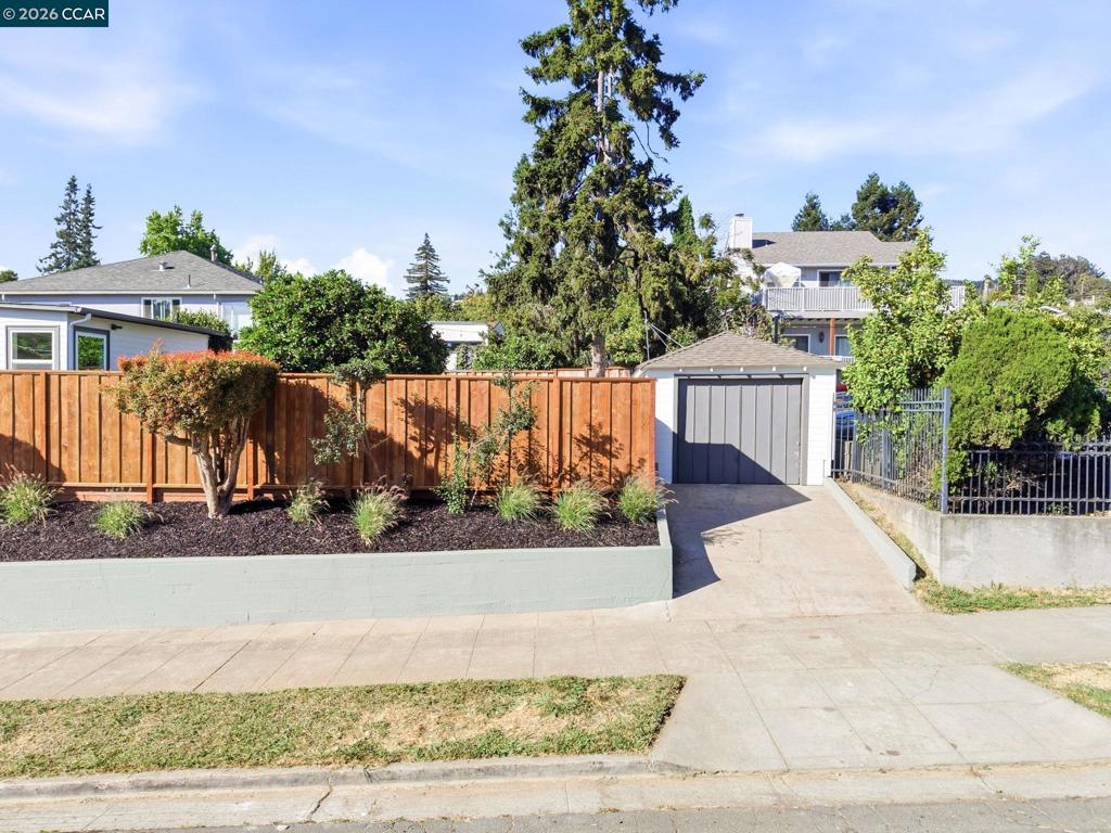 2808 Carmel Street