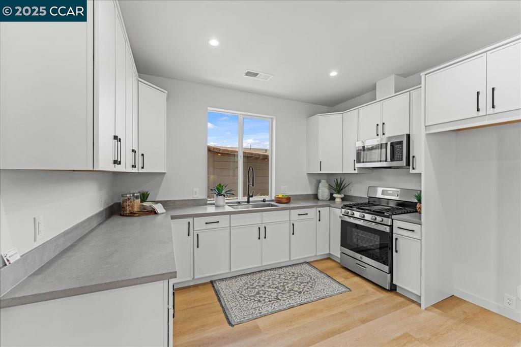 EMERIC - Residential