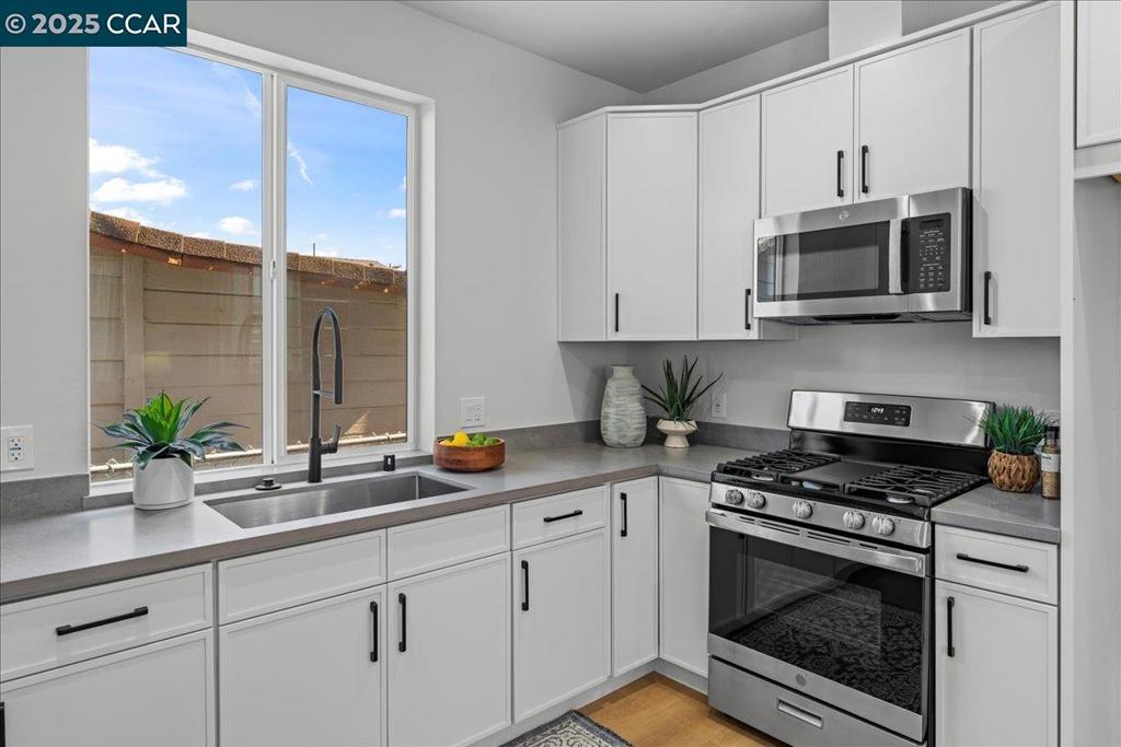 EMERIC - Residential