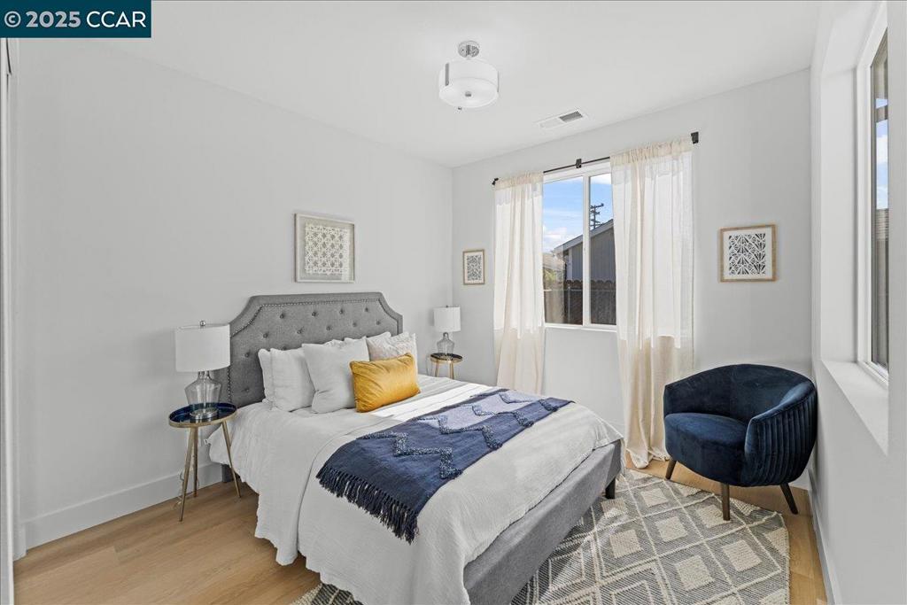 EMERIC - Residential