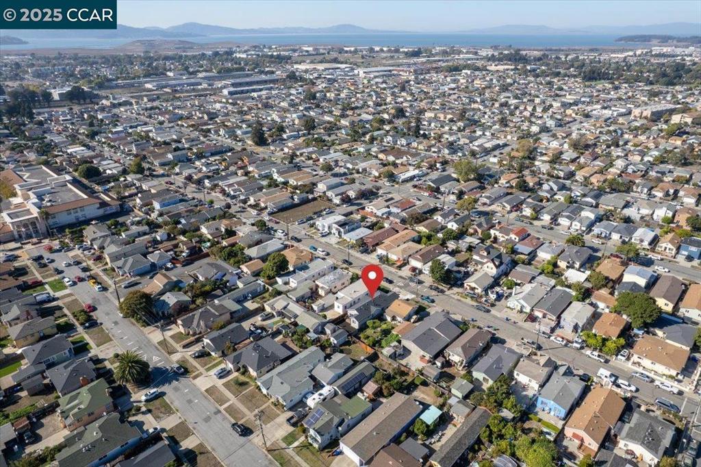 EMERIC - Residential