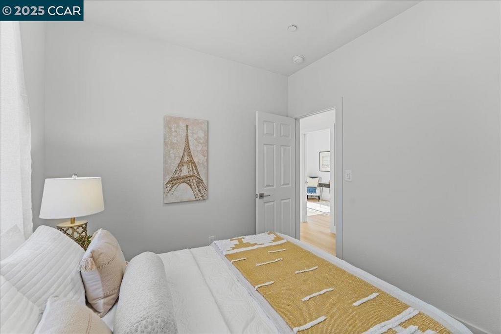 EMERIC - Residential