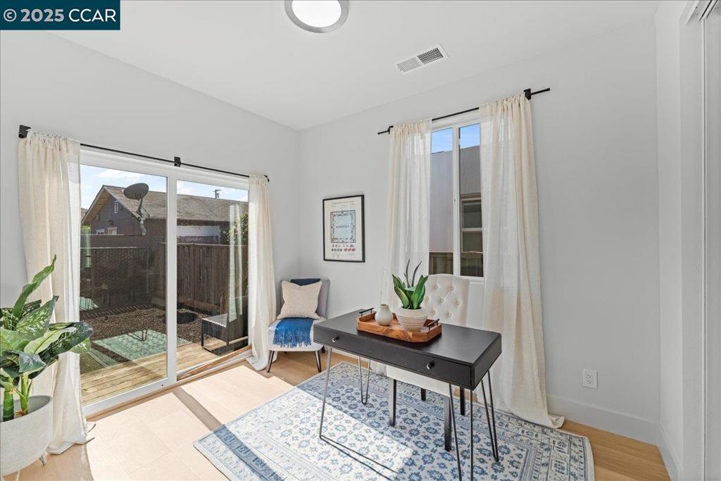 EMERIC - Residential