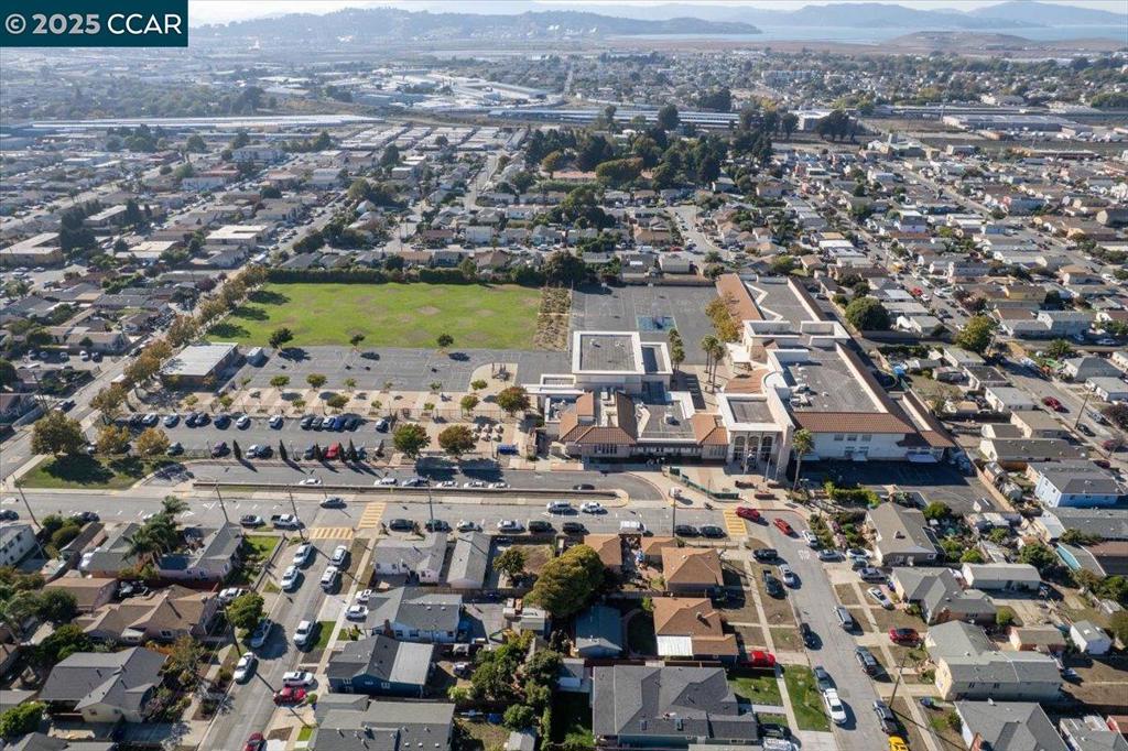 EMERIC - Residential