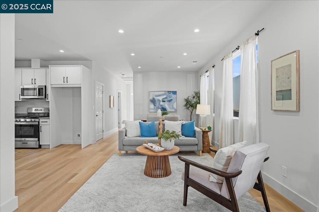 EMERIC - Residential