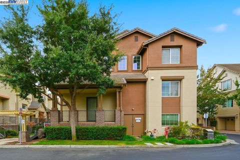 Photo of 1020 Carnelian Ter Ter, Union City, CA 94587 (MLS # 41115890) Photo of 1020 Carnelian Ter Ter, Union City, CA 94587 (MLS # 41115890)