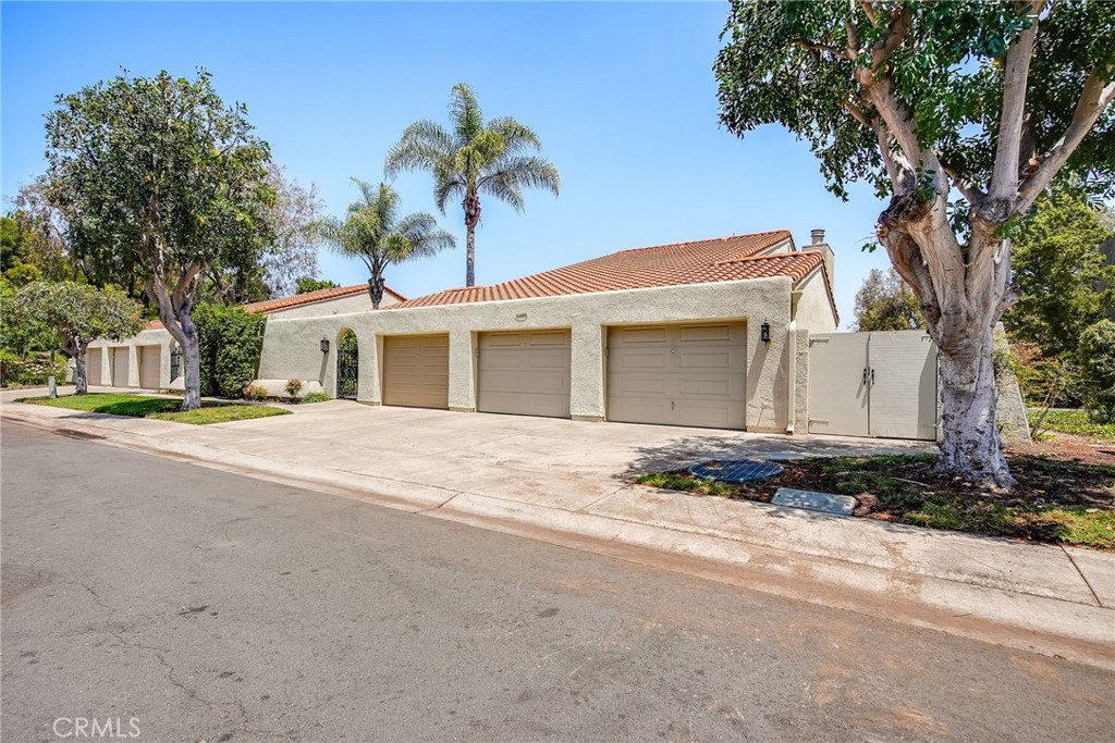 5490 Paseo Del Lago W P