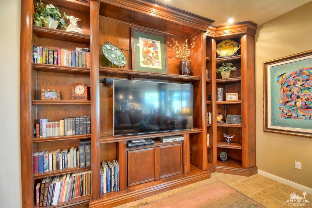 Sun City Shadow Hills (30921) - Residential