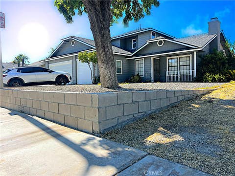 Photo of 1222 Regents Street, Lancaster, CA 93534 (MLS # SR26158819)