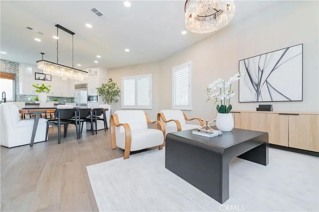 Irvine, California 92618, United States, 4 Bedrooms Bedrooms, ,4 BathroomsBathrooms,Residential,Active,160094