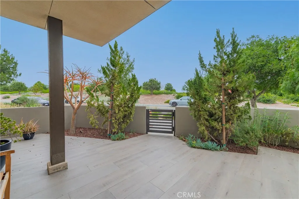 Irvine, California 92618, United States, 4 Bedrooms Bedrooms, ,4 BathroomsBathrooms,Residential,Active,160094