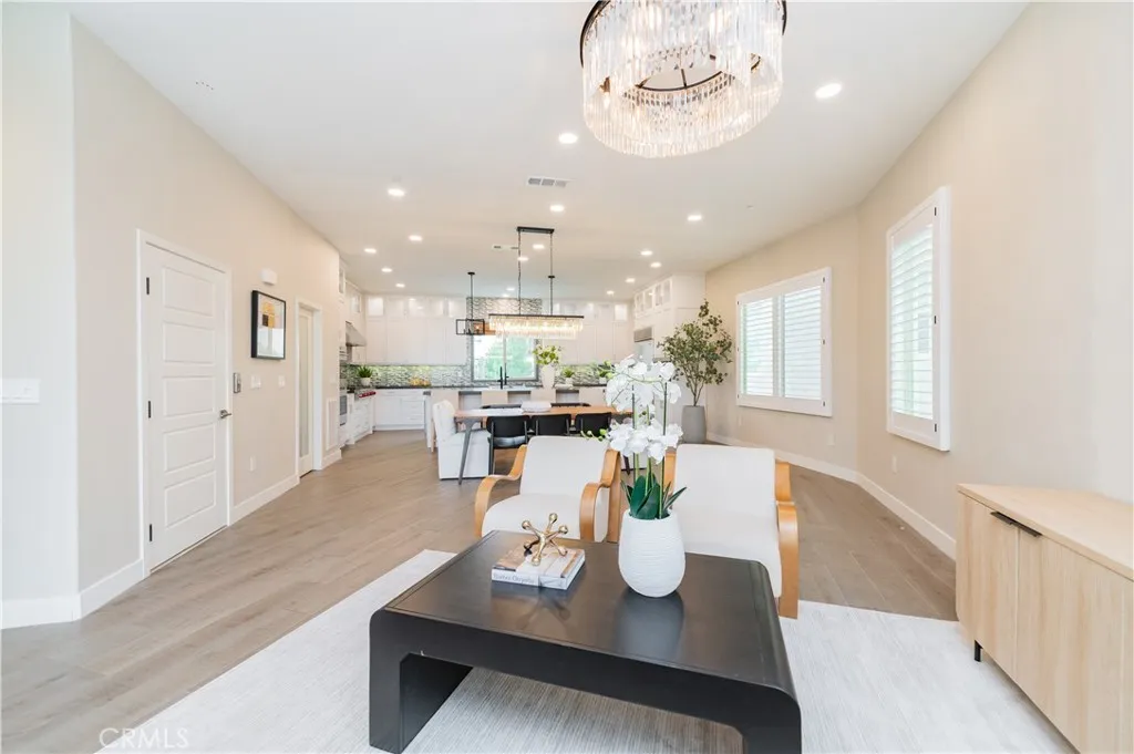 Irvine, California 92618, United States, 4 Bedrooms Bedrooms, ,4 BathroomsBathrooms,Residential,Active,160094