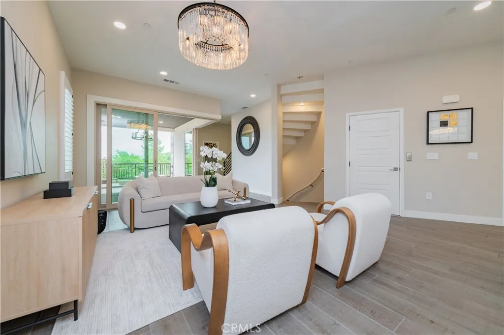 Irvine, California 92618, United States, 4 Bedrooms Bedrooms, ,4 BathroomsBathrooms,Residential,Active,160094