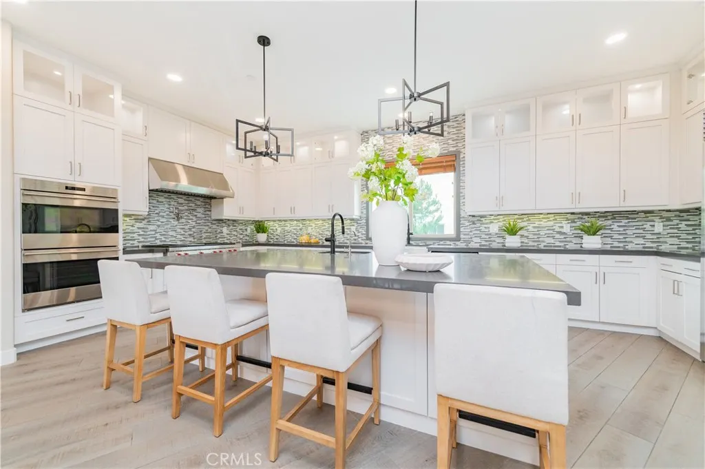 Irvine, California 92618, United States, 4 Bedrooms Bedrooms, ,4 BathroomsBathrooms,Residential,Active,160094